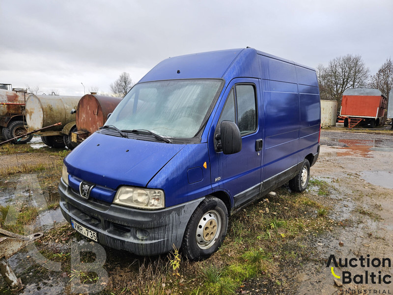 Peugeot Boxer - Kis furgon: 1 kép. Peugeot Boxer - Kis furgon: 1 kép.