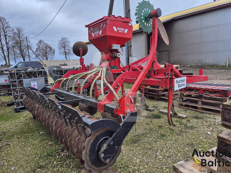 Pottinger Synkro 3000 S - Kultivátor: 4 kép. Pottinger Synkro 3000 S - Kultivátor: 4 kép.