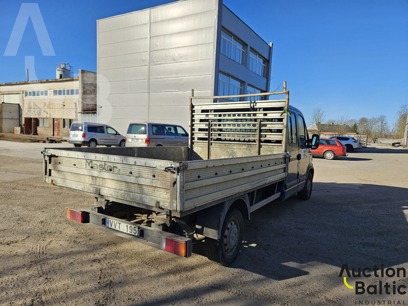 Renault Master - Platós kisteherautó: 3 kép. Renault Master - Platós kisteherautó: 3 kép.