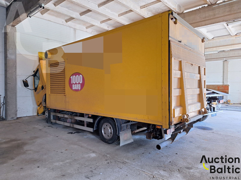 Renault Midlum 180.08 - Szippantós autó: 4 kép. Renault Midlum 180.08 - Szippantós autó: 4 kép.