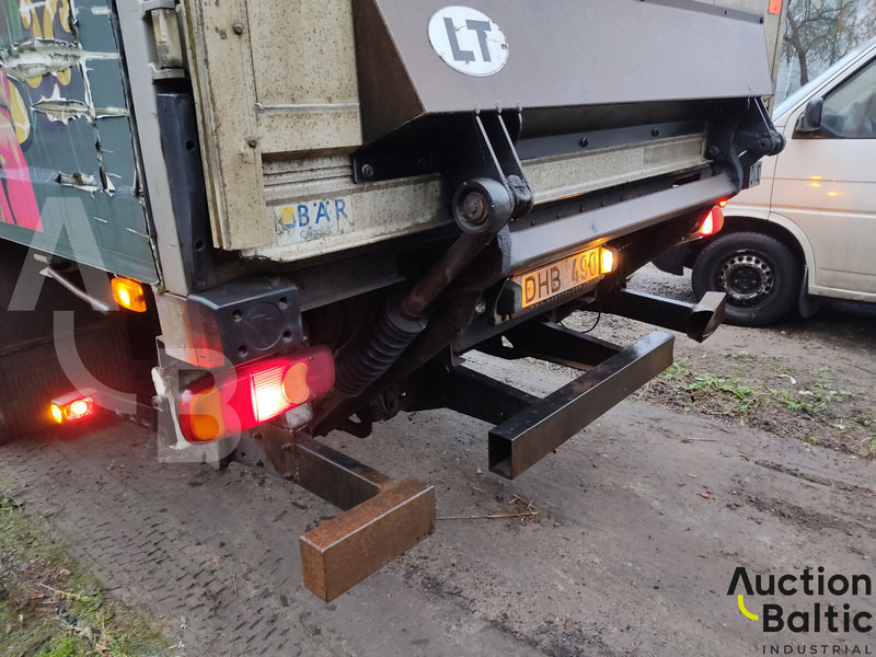 Renault Midlum 240.18 - Hűtős teherautó: 5 kép. Renault Midlum 240.18 - Hűtős teherautó: 5 kép.