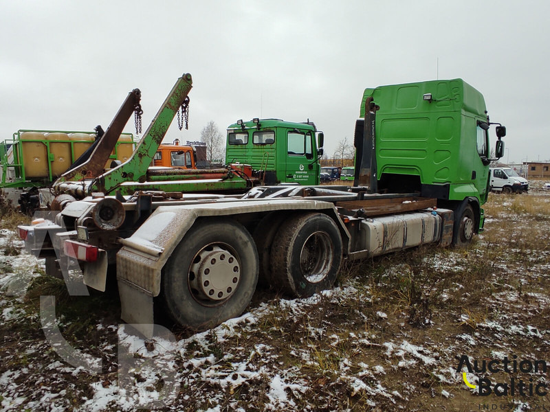 Renault Premium Route - Konténerszállító: 4 kép. Renault Premium Route - Konténerszállító: 4 kép.