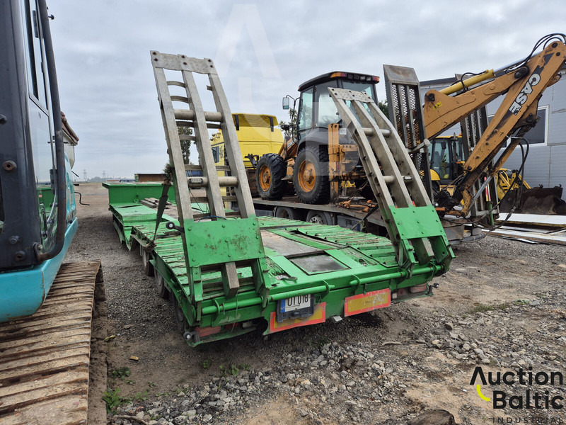 SM Trailer - Ponyvás félpótkocsi: 3 kép. SM Trailer - Ponyvás félpótkocsi: 3 kép.