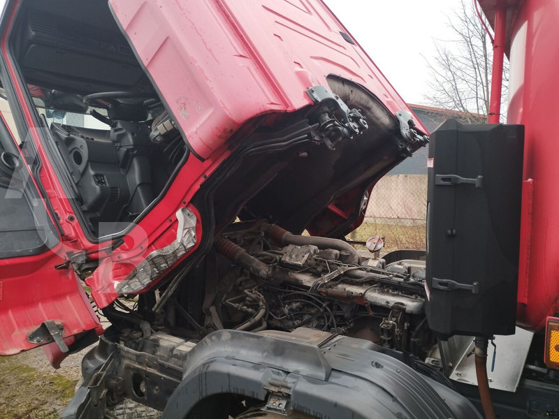 Tartályos teherautó a következők szállításához üzemanyag Scania B4X2 ATL: 14 kép.