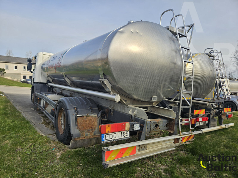 Scania P 230 - Tartályos teherautó: 3 kép. Scania P 230 - Tartályos teherautó: 3 kép.
