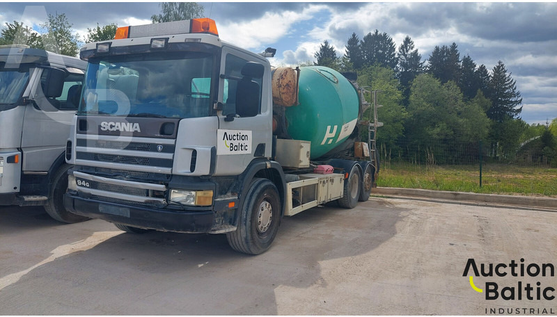 Scania P 94 GB - Betonmixer: 1 kép. Scania P 94 GB - Betonmixer: 1 kép.