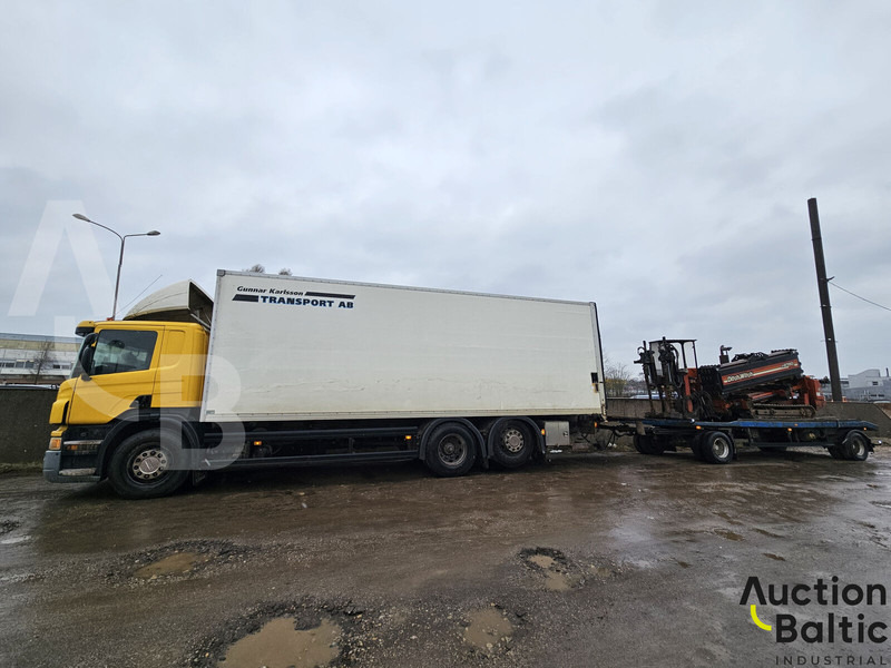 Scania P380 - Dobozos felépítményű teherautó: 1 kép. Scania P380 - Dobozos felépítményű teherautó: 1 kép.