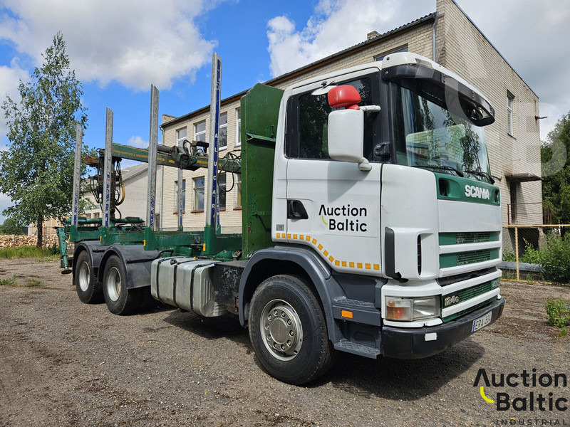 Scania R 124 GB - Erdészeti pótkocsi: 2 kép. Scania R 124 GB - Erdészeti pótkocsi: 2 kép.