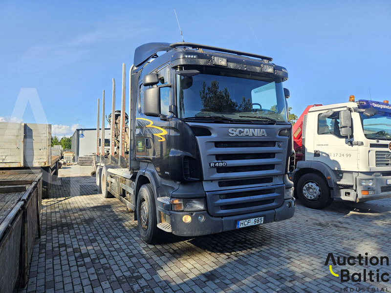 Scania R 480 LA - Erdészeti pótkocsi: 2 kép. Scania R 480 LA - Erdészeti pótkocsi: 2 kép.