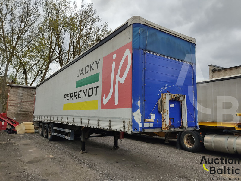Schmitz Cargobull SCS 24 - Ponyvás félpótkocsi: 2 kép. Schmitz Cargobull SCS 24 - Ponyvás félpótkocsi: 2 kép.