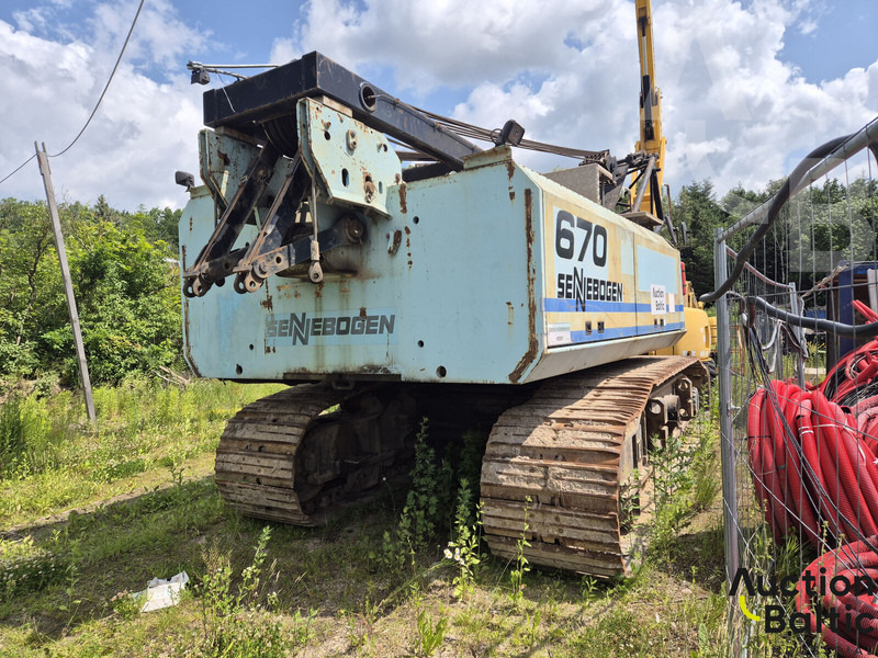 Sennebogen 670R - Lánctalpas daru: 5 kép. Sennebogen 670R - Lánctalpas daru: 5 kép.