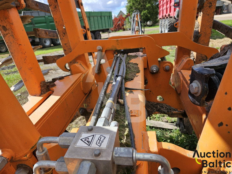 Simba SL500 - Tárcsás borona: 5 kép. Simba SL500 - Tárcsás borona: 5 kép.