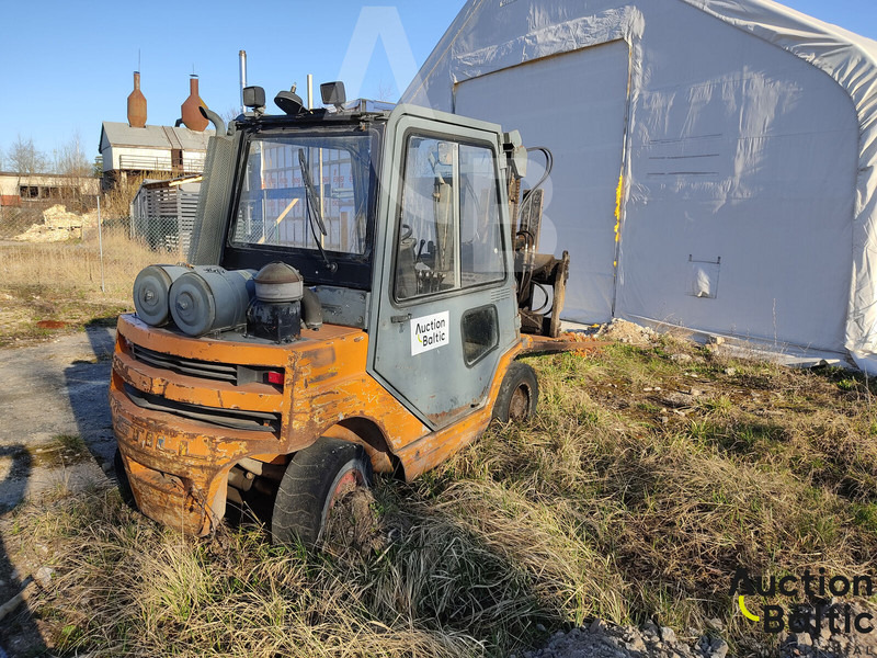 Still R70-45 - Dízel targonca: 4 kép. Still R70-45 - Dízel targonca: 4 kép.