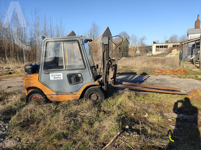 Still R70-45 - Dízel targonca: 5 kép. Still R70-45 - Dízel targonca: 5 kép.