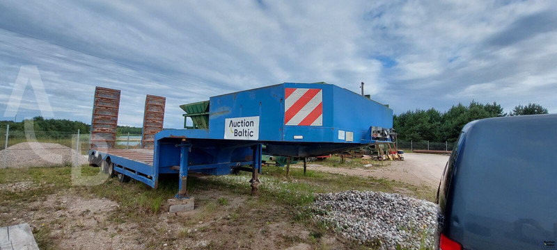 Stokota S3N - Félpótkocsi mélybölcsős: 1 kép. Stokota S3N - Félpótkocsi mélybölcsős: 1 kép.