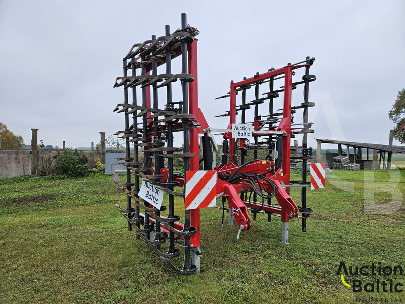 Sumo S6 - Kultivátor: 1 kép. Sumo S6 - Kultivátor: 1 kép.