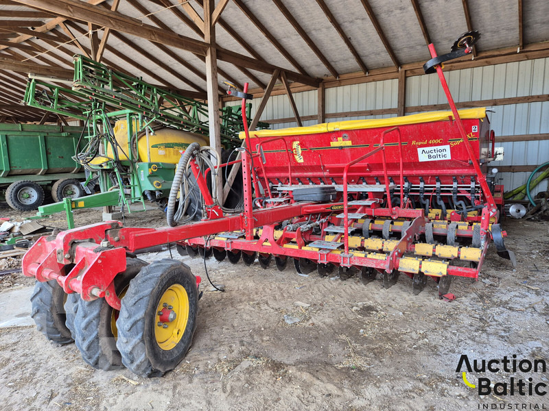 Vaderstad Rapid400C - Vetőgép: 2 kép. Vaderstad Rapid400C - Vetőgép: 2 kép.