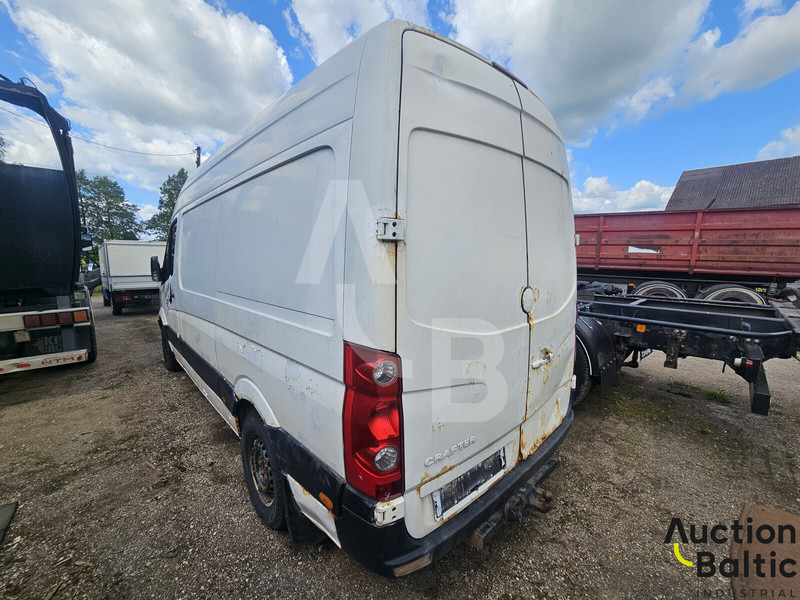 Volkswagen Crafter 35 Skap MR - Furgon: 4 kép. Volkswagen Crafter 35 Skap MR - Furgon: 4 kép.