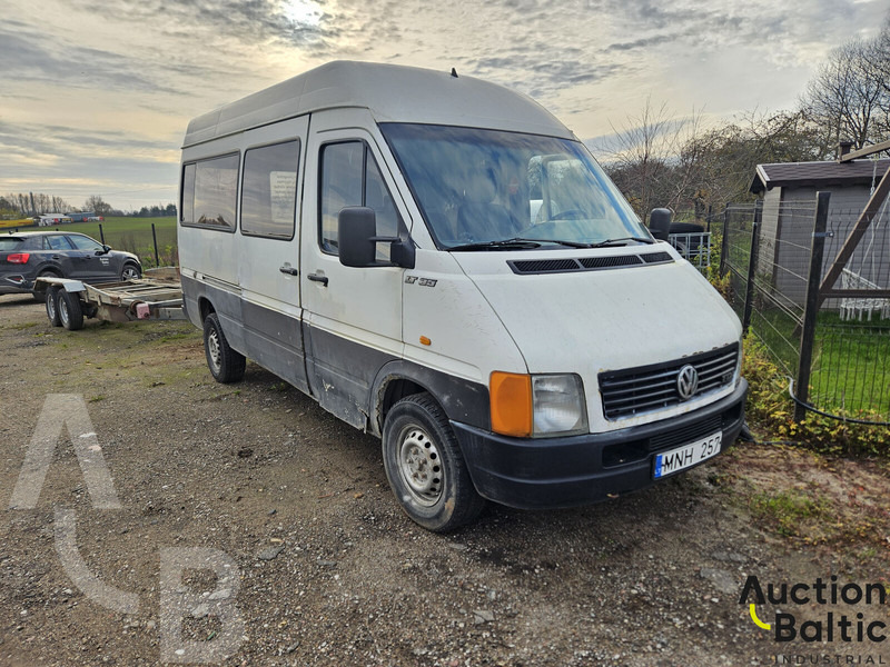 Volkswagen LT 35 - Furgon: 2 kép. Volkswagen LT 35 - Furgon: 2 kép.