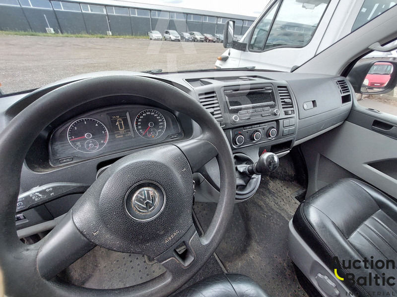 Volkswagen Transporter - Furgon: 5 kép. Volkswagen Transporter - Furgon: 5 kép.