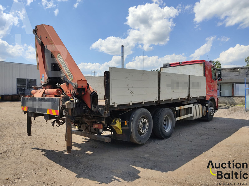 Volvo FH500 - Platós teherautó, Darus autó: 3 kép. Volvo FH500 - Platós teherautó, Darus autó: 3 kép.
