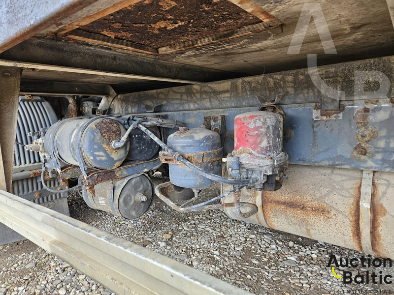 Vontató Volvo FL 608: 8 kép.