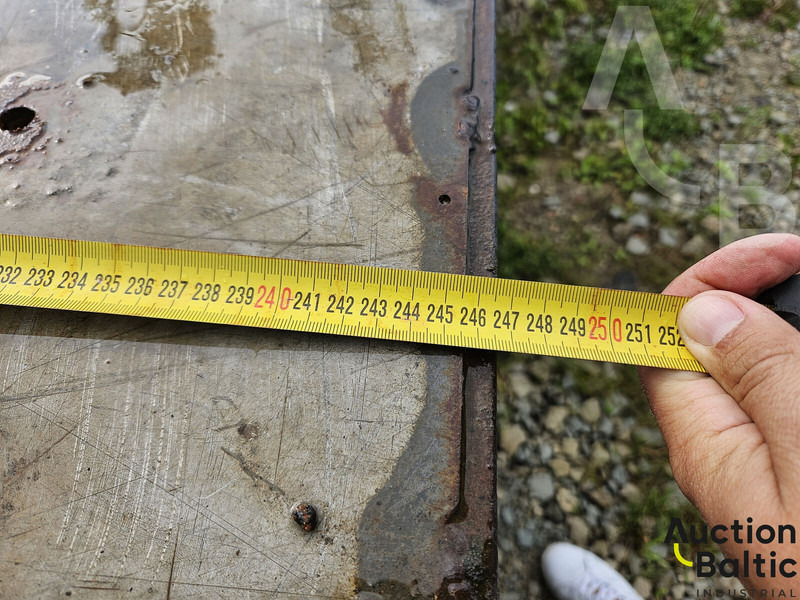 Vontató Volvo FL 608: 15 kép.