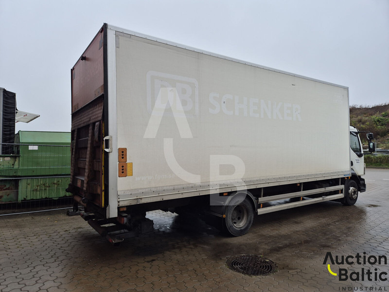 Volvo FL240 - Dobozos felépítményű teherautó: 3 kép. Volvo FL240 - Dobozos felépítményű teherautó: 3 kép.