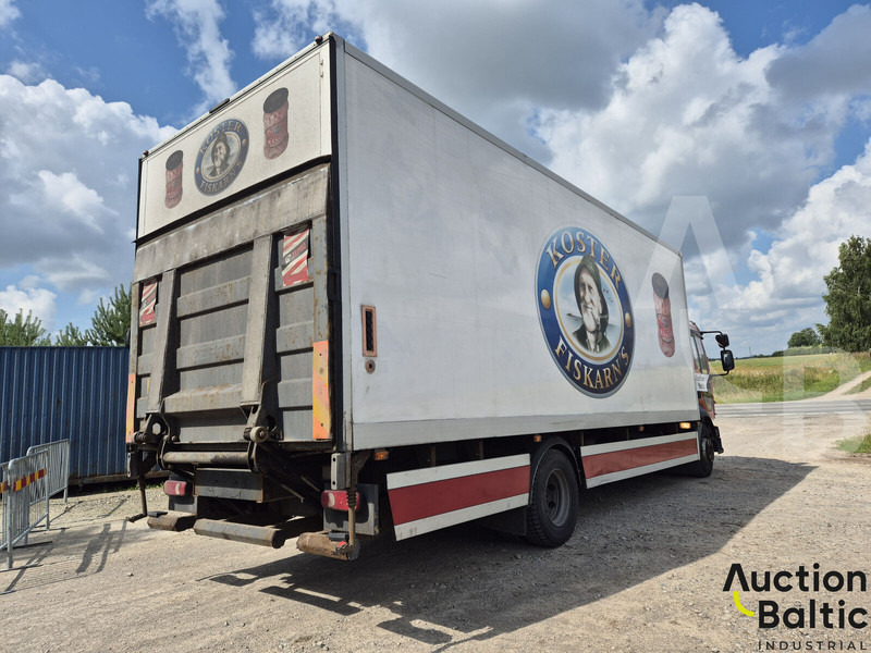 Volvo FL240 - Hűtős teherautó: 3 kép. Volvo FL240 - Hűtős teherautó: 3 kép.