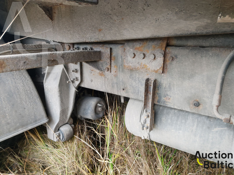 Billenőplatós teherautó, Darus autó Volvo FL618: 20 kép.