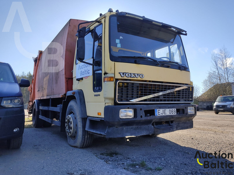 Volvo FL618 - Szemetesautó: 2 kép. Volvo FL618 - Szemetesautó: 2 kép.