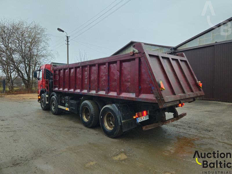 Volvo FM12 - Billenőplatós teherautó: 5 kép. Volvo FM12 - Billenőplatós teherautó: 5 kép.