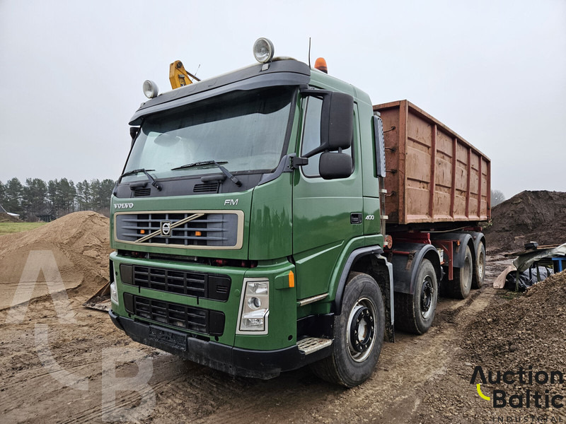 Volvo FM400 - Billenőplatós teherautó: 3 kép. Volvo FM400 - Billenőplatós teherautó: 3 kép.