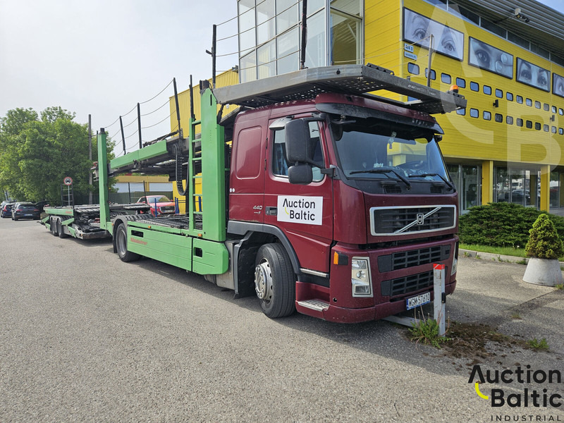 Volvo FM440 - Autószállító teherautó: 2 kép. Volvo FM440 - Autószállító teherautó: 2 kép.