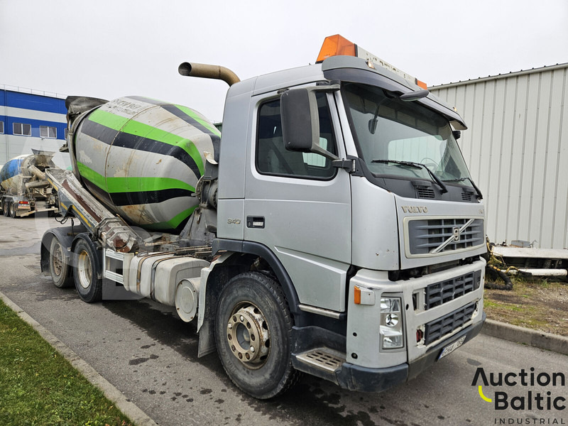 Volvo FM9 - Betonmixer: 1 kép. Volvo FM9 - Betonmixer: 1 kép.