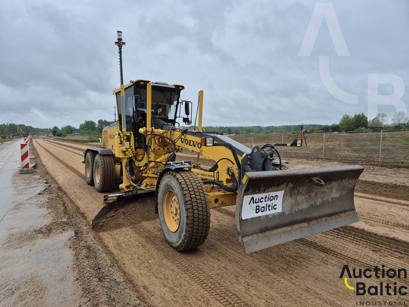 Volvo G 946 - Gréder: 2 kép. Volvo G 946 - Gréder: 2 kép.