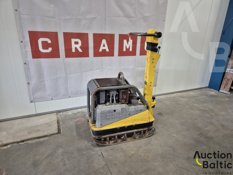 WACKER NEUSON DPU4545HE - Lapvibrátor: 1 kép. WACKER NEUSON DPU4545HE - Lapvibrátor: 1 kép.