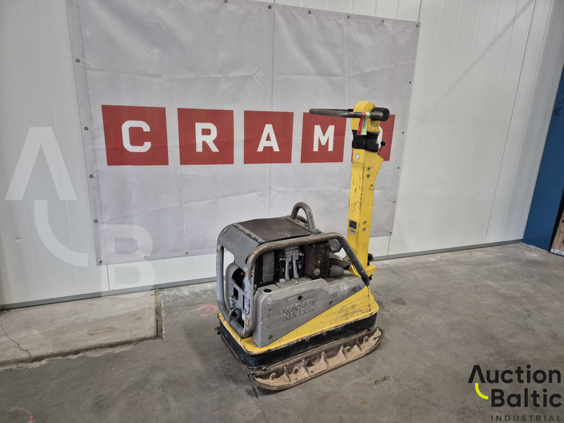 WACKER NEUSON DPU4545HE - Lapvibrátor: 2 kép. WACKER NEUSON DPU4545HE - Lapvibrátor: 2 kép.