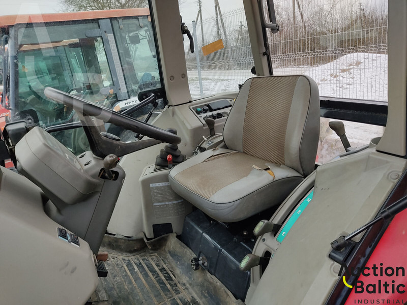Yanmar US545 - Traktor: 5 kép. Yanmar US545 - Traktor: 5 kép.