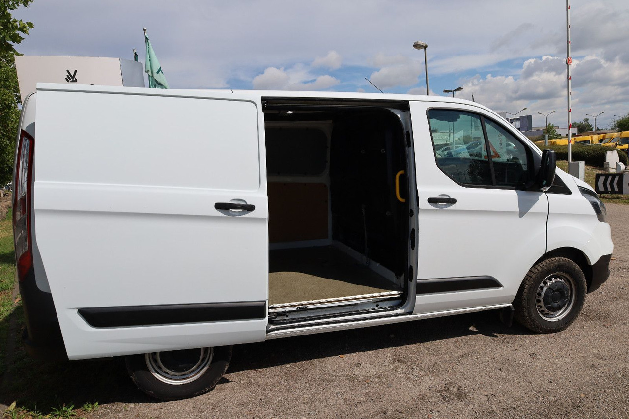 Ford Transit Custom Kasten/1. Hand/Klima/77kW - Kis furgon: 2 kép. Ford Transit Custom Kasten/1. Hand/Klima/77kW - Kis furgon: 2 kép.