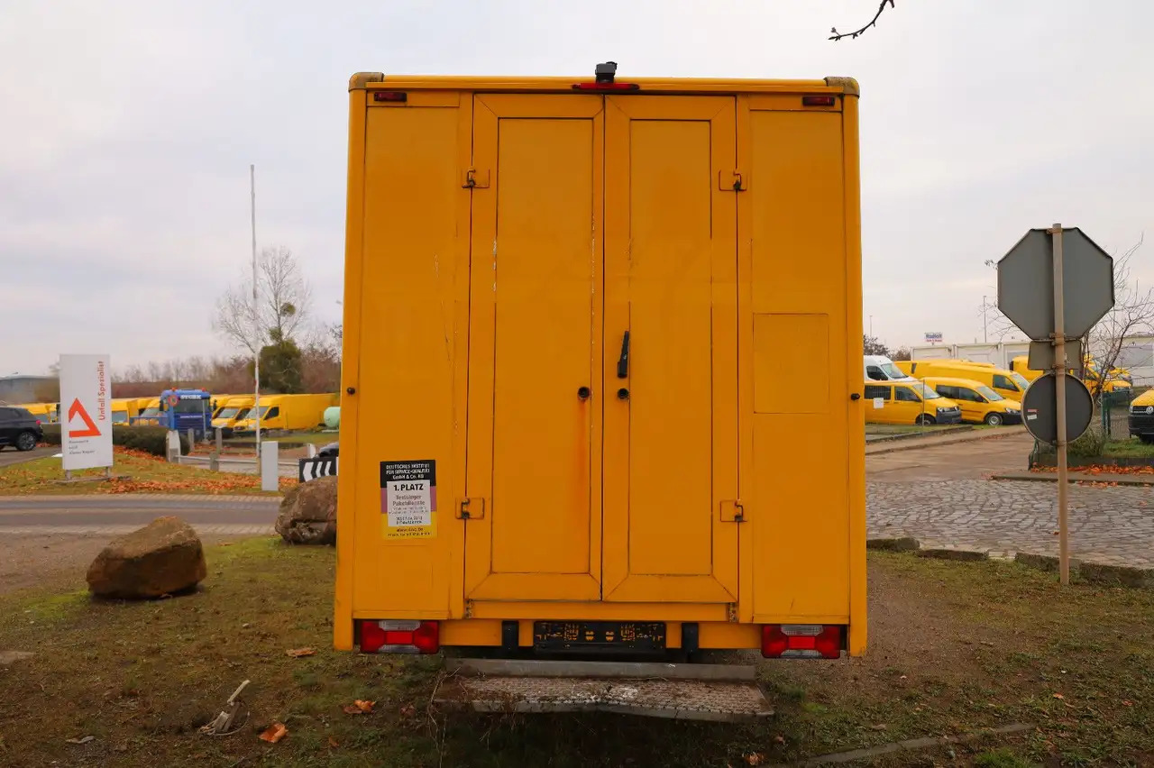 Iveco Daily/ Regalsystem/Luftfeder/1. Hand - Dobozos kisteherautó: 5 kép. Iveco Daily/ Regalsystem/Luftfeder/1. Hand - Dobozos kisteherautó: 5 kép.