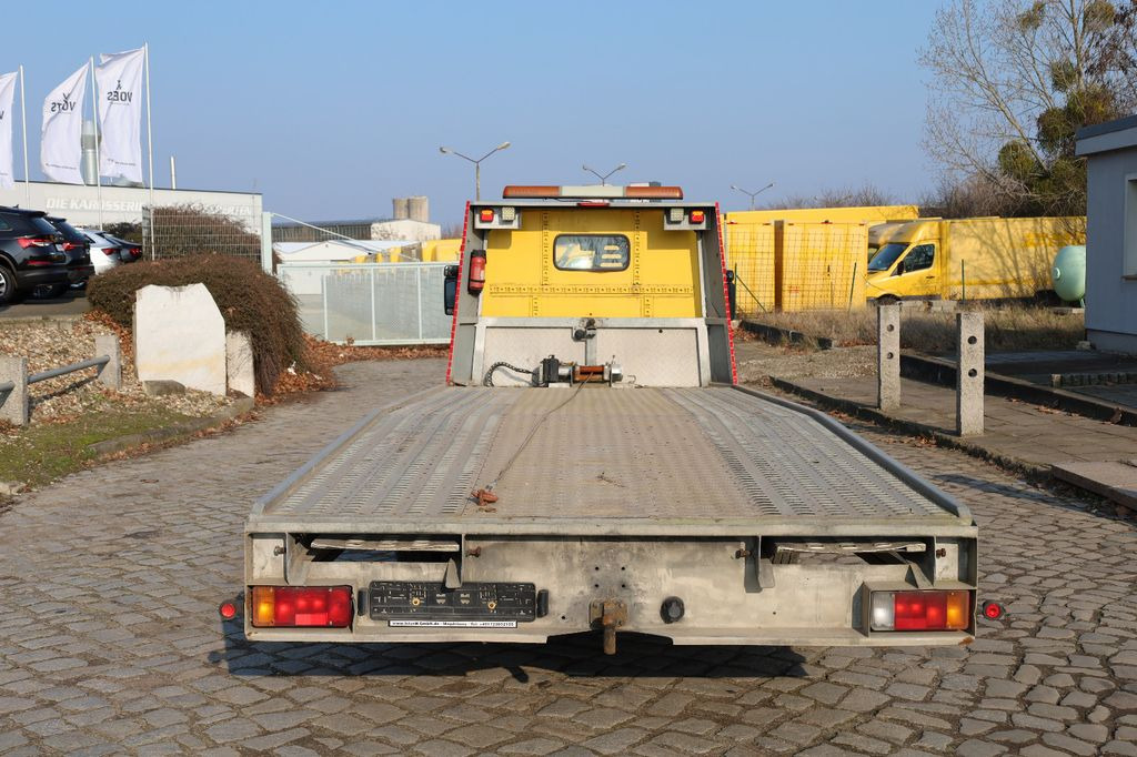 Iveco Daily/ S4/ Pannenhilfsfahrzeug - Vontató: 4 kép. Iveco Daily/ S4/ Pannenhilfsfahrzeug - Vontató: 4 kép.