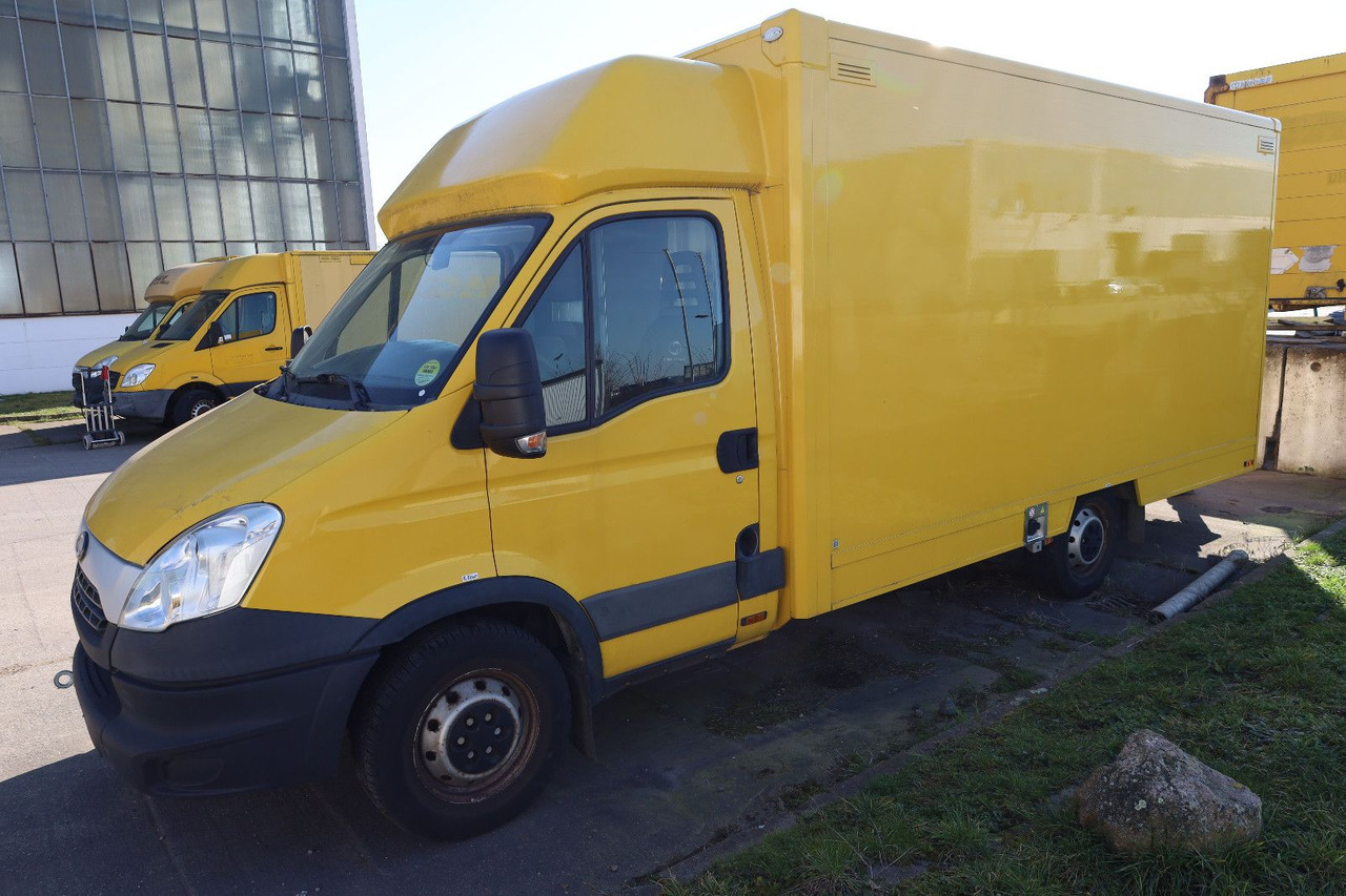 Iveco Elektro/92kW/Daily/nicht fahrbereit - Dobozos kisteherautó, Elektromos kisteherautó: 2 kép. Iveco Elektro/92kW/Daily/nicht fahrbereit - Dobozos kisteherautó, Elektromos kisteherautó: 2 kép.