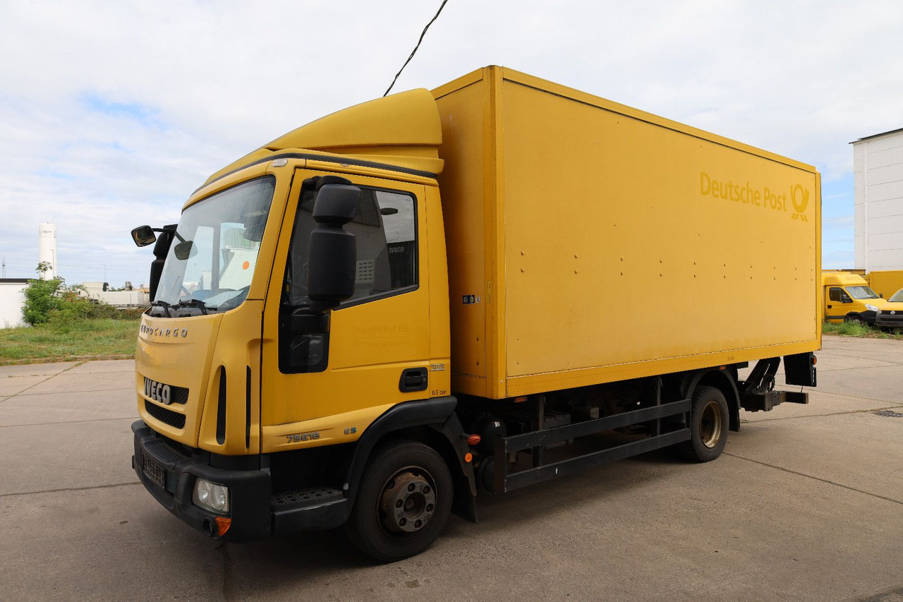 Iveco IG80EL2BA/Koffer/ 1. Hand - Dobozos kisteherautó: 2 kép. Iveco IG80EL2BA/Koffer/ 1. Hand - Dobozos kisteherautó: 2 kép.
