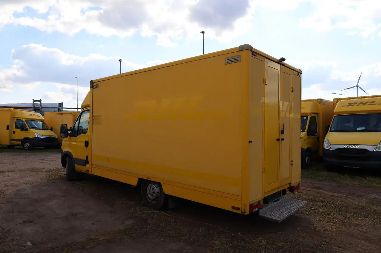 Iveco IS35SI2AA Daily/ Regalsystem/Luftfeder/1. Hand - Dobozos kisteherautó: 5 kép. Iveco IS35SI2AA Daily/ Regalsystem/Luftfeder/1. Hand - Dobozos kisteherautó: 5 kép.