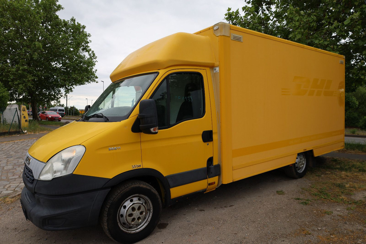 Iveco IS35SI2AA Daily/ Regalsystem/Luftfeder - Dobozos kisteherautó: 1 kép. Iveco IS35SI2AA Daily/ Regalsystem/Luftfeder - Dobozos kisteherautó: 1 kép.