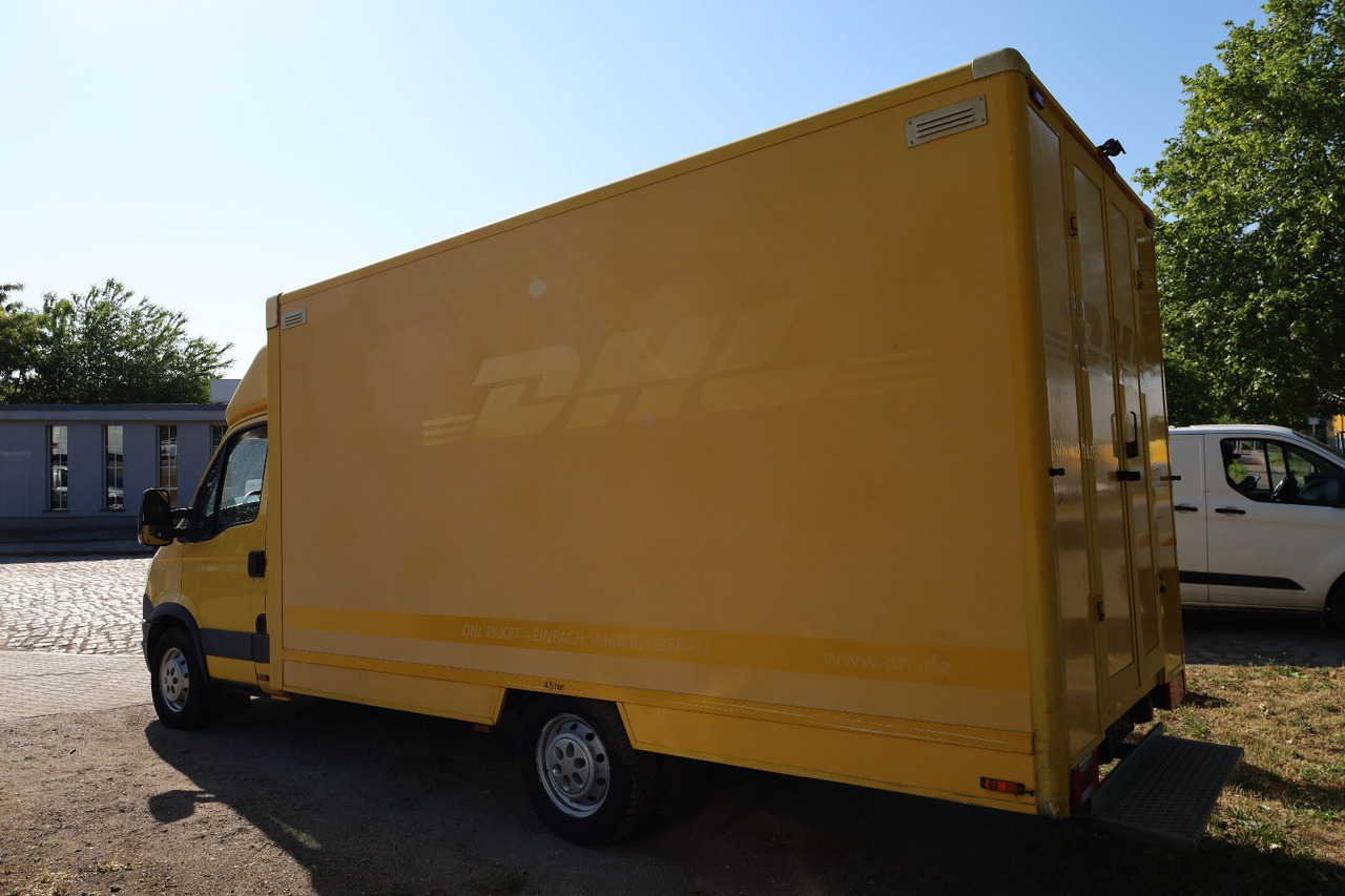 Iveco IS35SI2AA Daily/ Regalsystem/Luftfeder - Dobozos kisteherautó: 4 kép. Iveco IS35SI2AA Daily/ Regalsystem/Luftfeder - Dobozos kisteherautó: 4 kép.