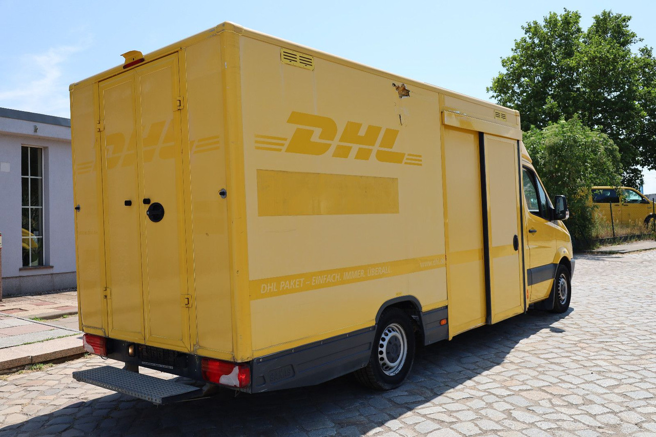 Mercedes-Benz Sprinter II Pritsche/ Koffer/Regalsystem - Dobozos kisteherautó: 4 kép. Mercedes-Benz Sprinter II Pritsche/ Koffer/Regalsystem - Dobozos kisteherautó: 4 kép.