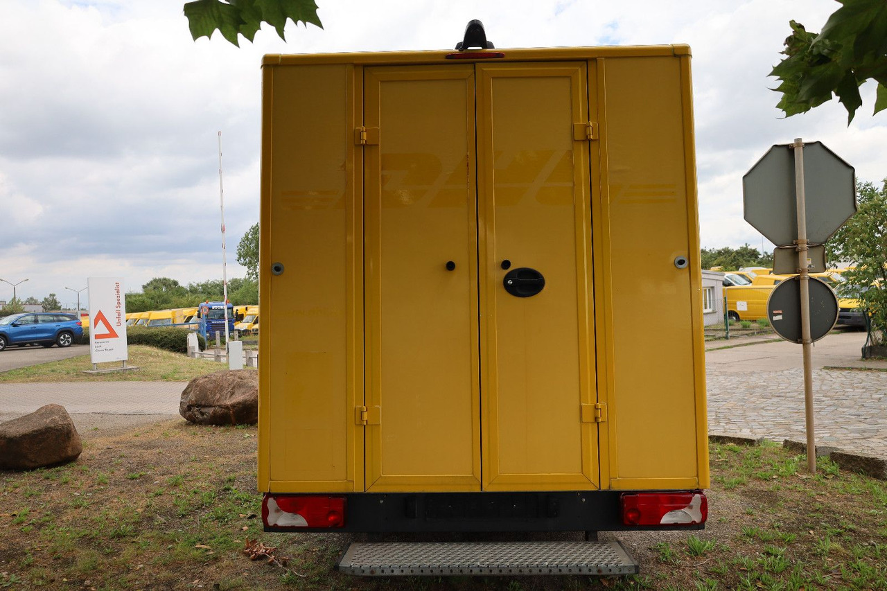 Mercedes-Benz Sprinter II Pritsche/ Koffer/Regalsystem - Dobozos kisteherautó: 5 kép. Mercedes-Benz Sprinter II Pritsche/ Koffer/Regalsystem - Dobozos kisteherautó: 5 kép.