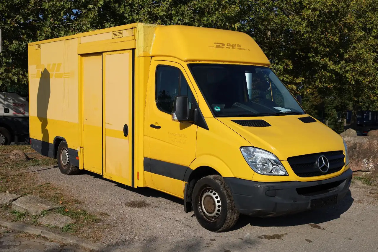 Mercedes-Benz Sprinter/Koffer/Regalsystem/ EU5/ 1. Hand - Dobozos kisteherautó: 1 kép. Mercedes-Benz Sprinter/Koffer/Regalsystem/ EU5/ 1. Hand - Dobozos kisteherautó: 1 kép.